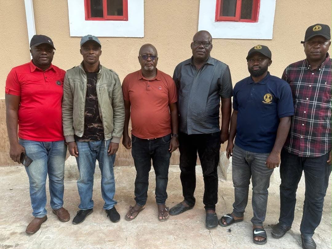 Additional photograph accompanying the Agatu jetty report